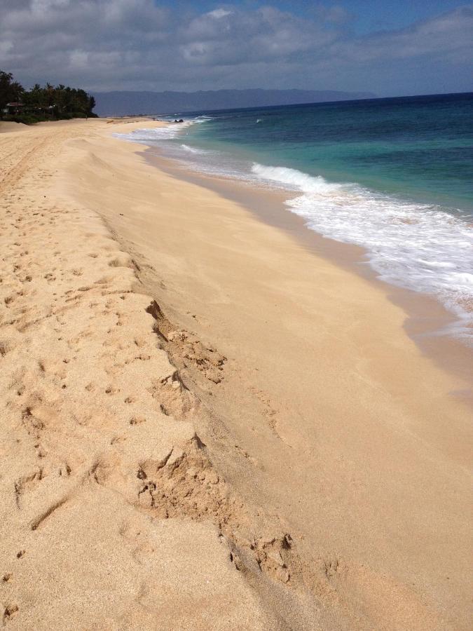 Waimea Bay Garden Bunglaow *